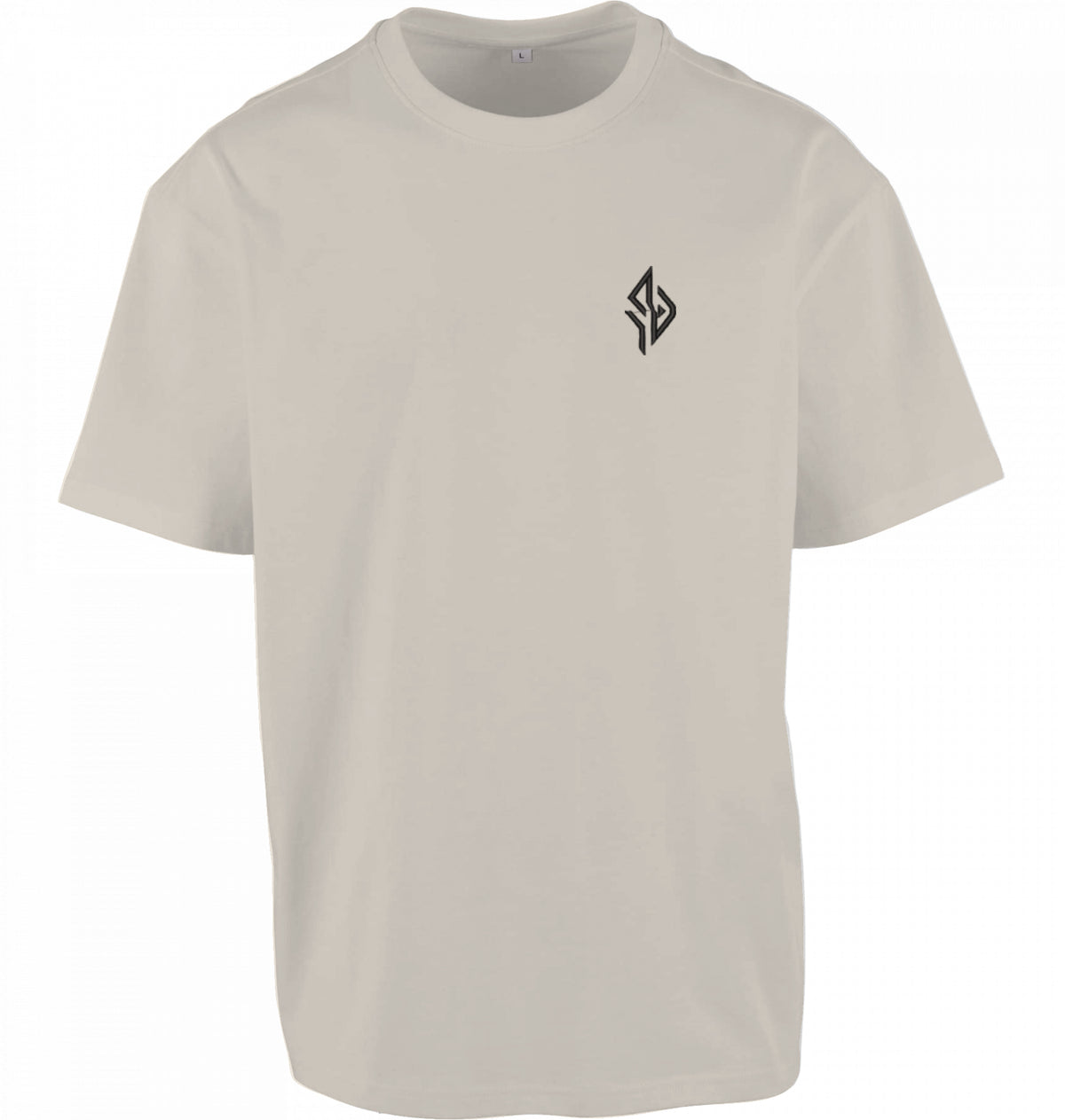 SUÐR FIND Wayfinder Tee in Sand – Vorderseite mit gesticktem SUÐR-Monogramm auf der Brust