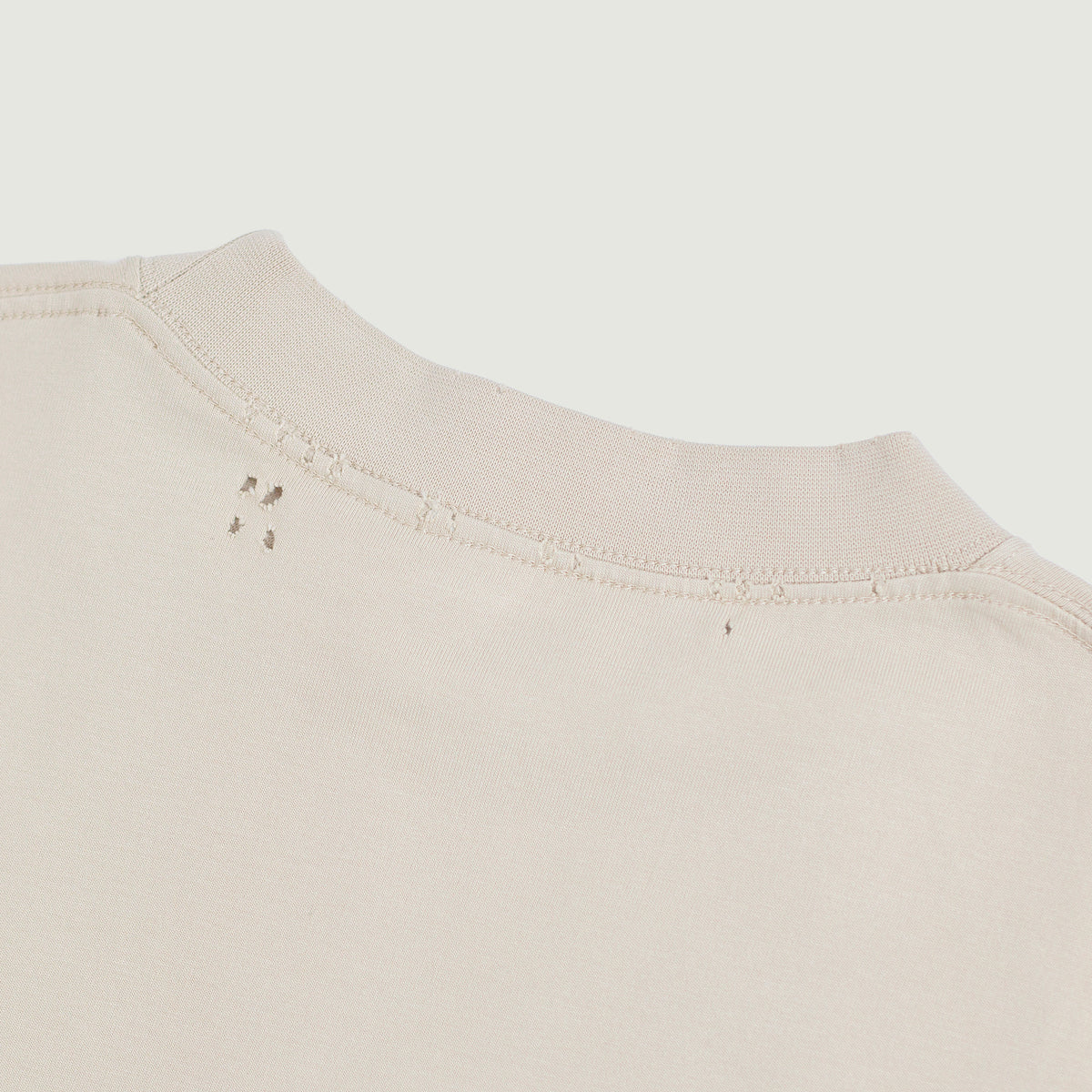 SUÐR MONO 07 – Oversized Tee mit MONO-Rückenmotiv