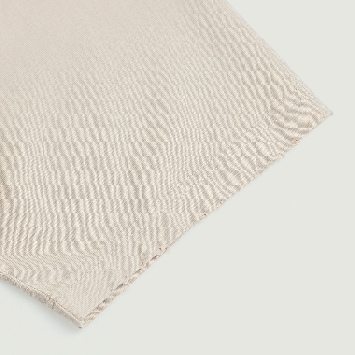 SUÐR MONO 07 – Oversized Tee mit MONO-Rückenmotiv
