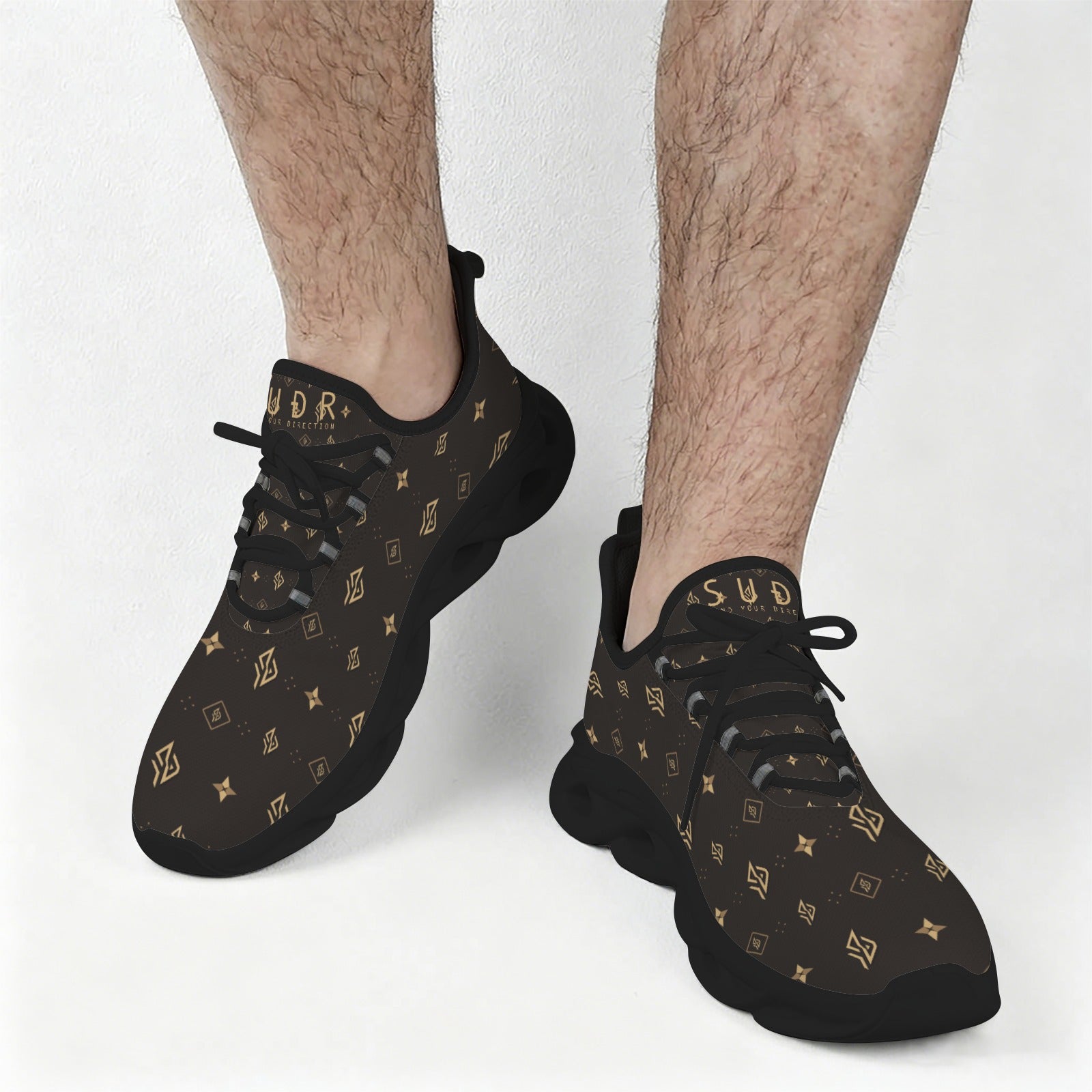 SUÐR Sneaker Herren mit SUÐR-Schriftzug auf der Zunge