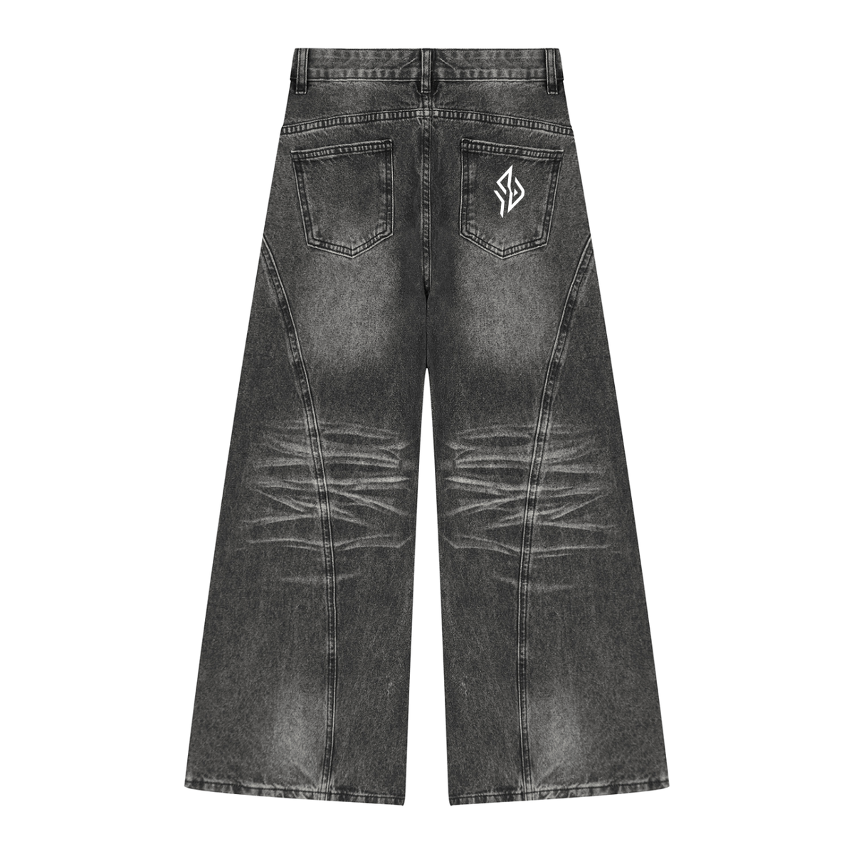 SUÐR Denim Wide Leg Women – Jeans in Black, Rückseite mit dem SUÐR-Emblem auf der rechten Gesäßtasche