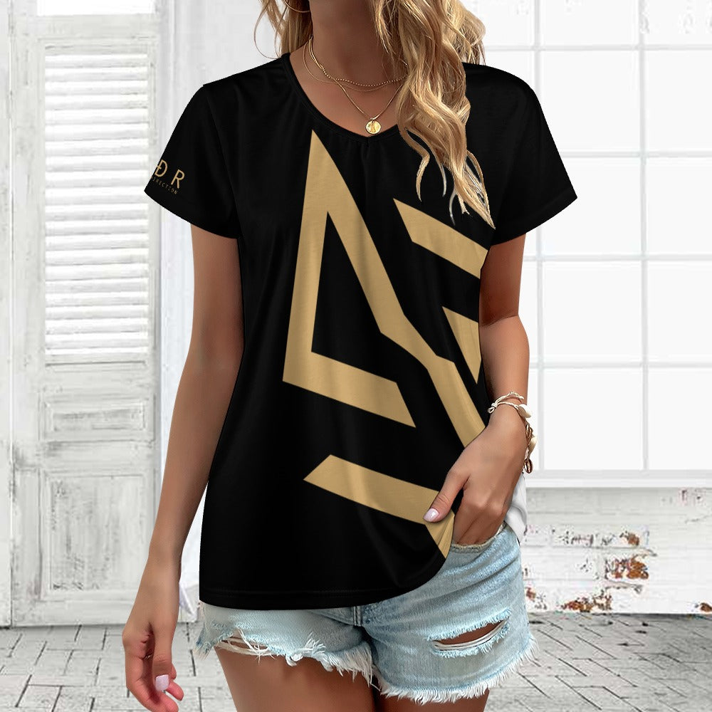 SUÐR Signature V-Neck Tee Damen – viele Farben – V-Neck Tee mit SUÐR-Emblem in Gold