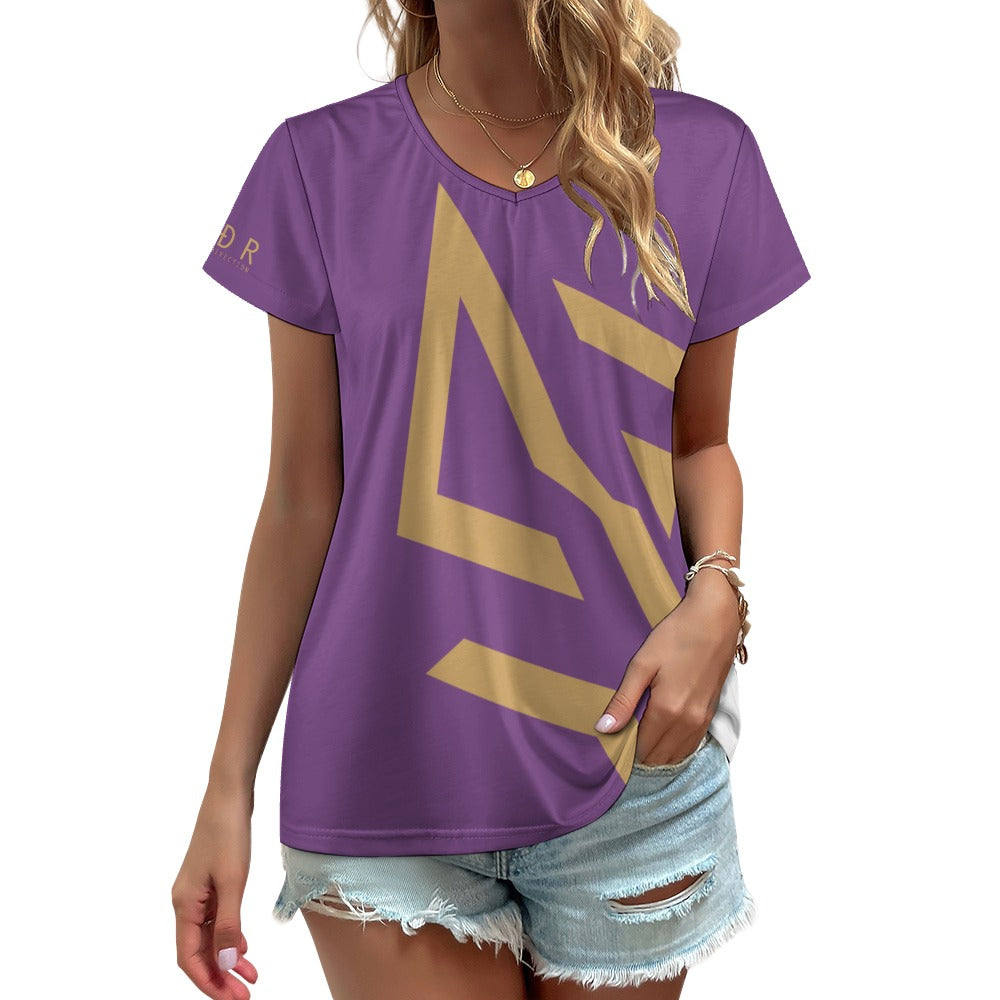 SUÐR Signature V-Neck Tee Damen – viele Farben – V-Neck Tee in Beere