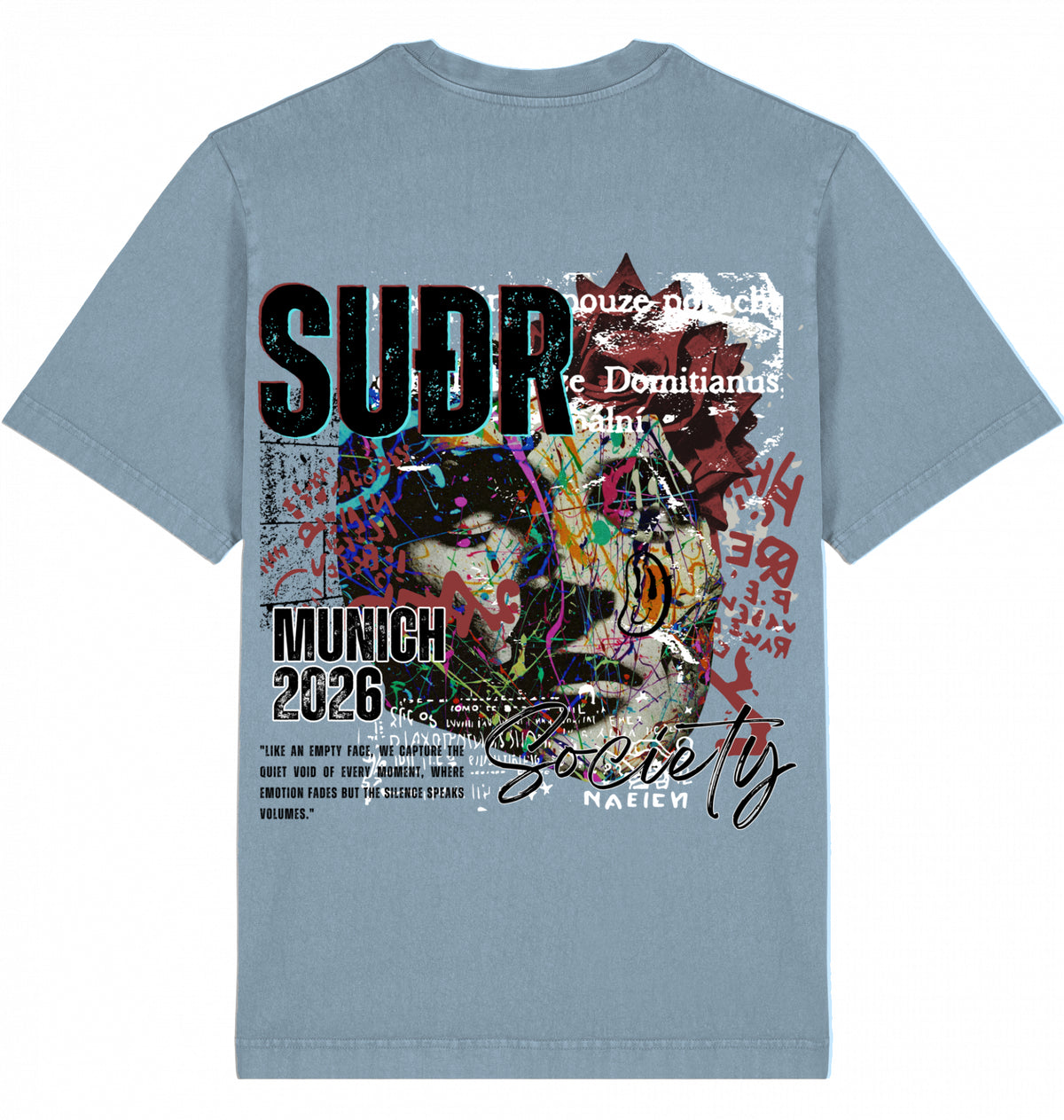VESTR SOCIETY – Garment Dyed Tee in Blue Grey, Collage-Backprint „SUÐR Munich 2026 Society“