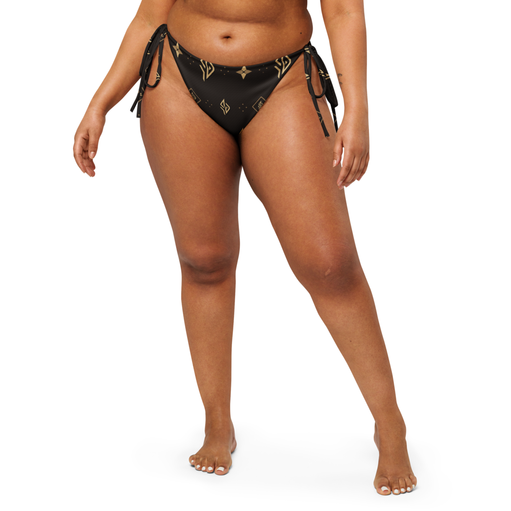 SUÐR Signature String Bikini Bottom – Braun/Gold