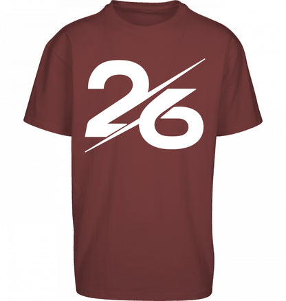 SUÐR FIND Heavy Oversize Tee in Cherry – Vorderansicht mit großer 26