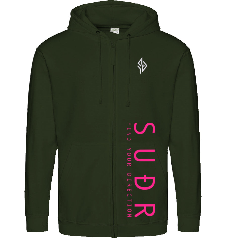 SUÐR FIND 07 Zoodie in Forest Green – Vorderansicht mit Emblem und SUÐR-Schriftzug