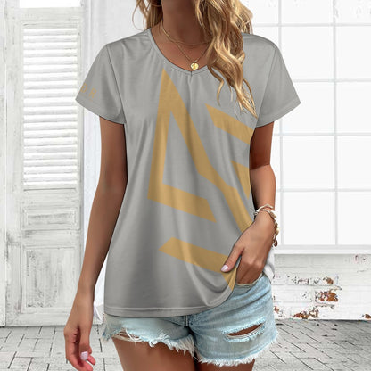 SUÐR Signature V-Neck Tee Damen – viele Farben – V-Neck Tee mit SUÐR-Emblem in Gold