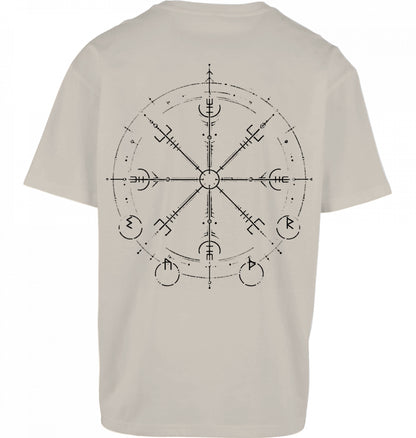 SUÐR FIND Wayfinder Tee in Sand – Rückseite mit großem Wayfinder-Artwork im DTF-Druck