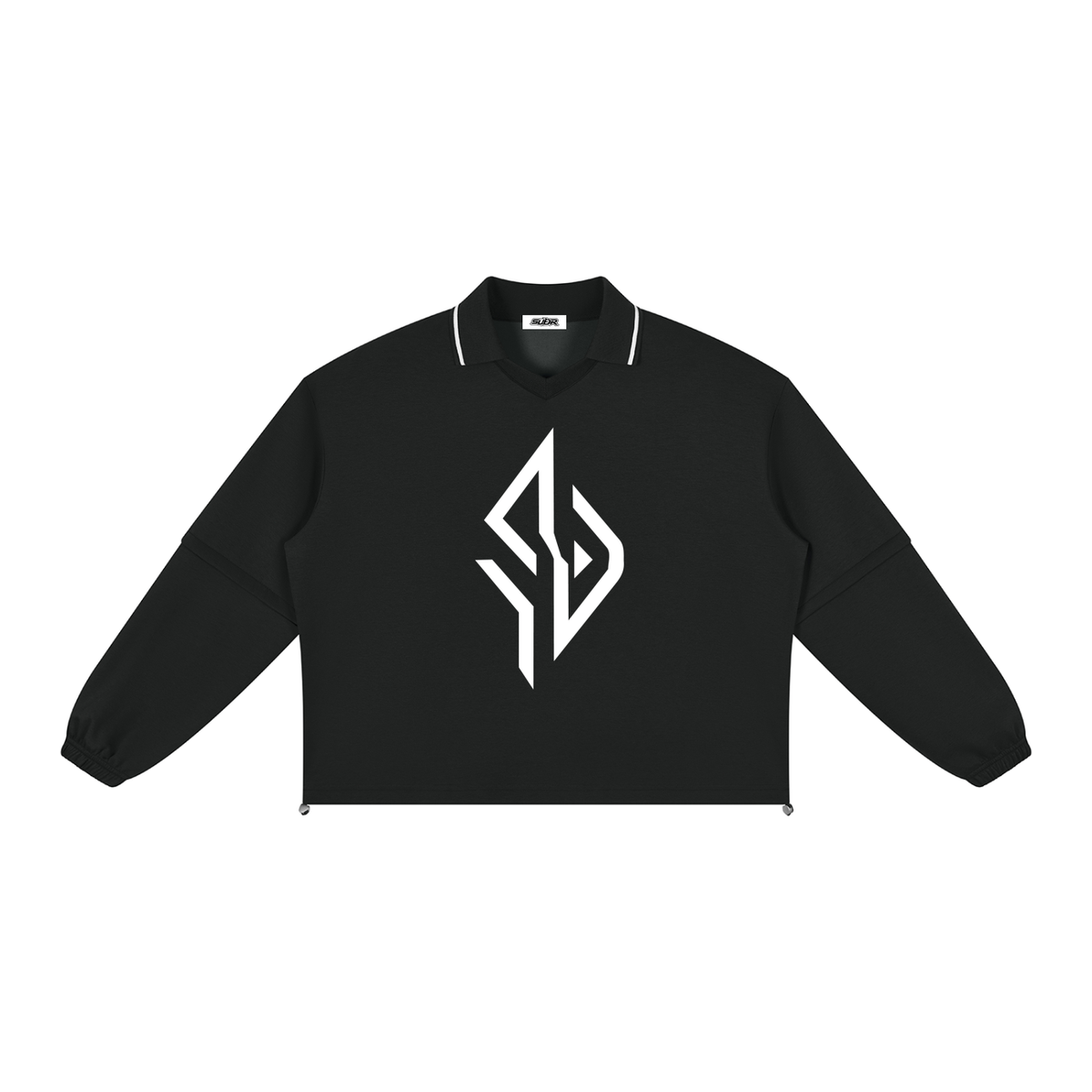 SUÐR Collar Sweatshirt – Sweatshirt in Black, Vorderseite mit großem SUÐR-Emblem auf der Brust und Polokragen