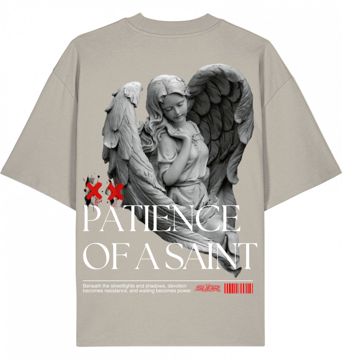 VESTR SAINT – Oversized Tee in Stone, Engel-Backprint „Patience of a Saint“ von SUÐR