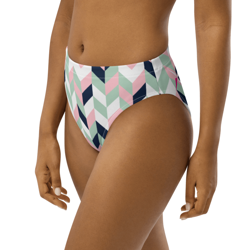 SUÐR-'26 High-Waist Bikini Bottom Chevron – Bikinihose mit Fischgrät-Print in Rosé, Mint und Navy