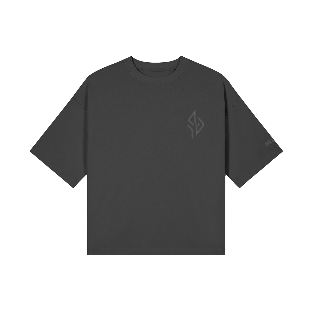 SUÐR Boxy Shirt Black Labels – Boxy Fit Tee in Schwarz, Vorderansicht