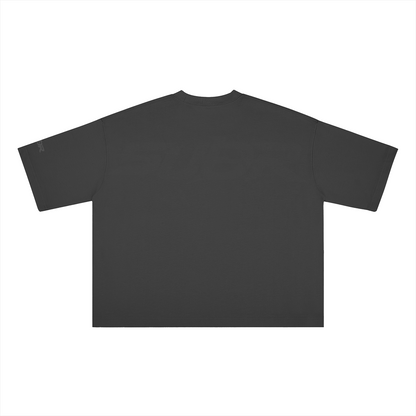 SUÐR Boxy Shirt Black Labels – Boxy Fit Tee in Schwarz, Rückansicht mit SUÐR-Schriftzug