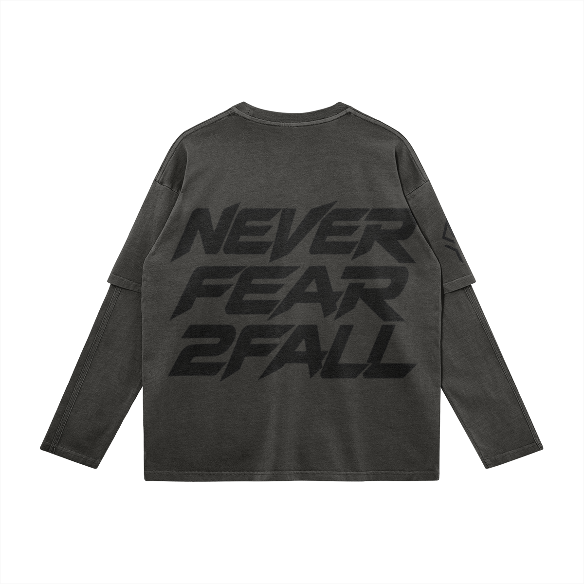 SUÐR Never Fear Layered Longsleeve – Layered Longsleeve in Dunkelgrau, Vorderansicht