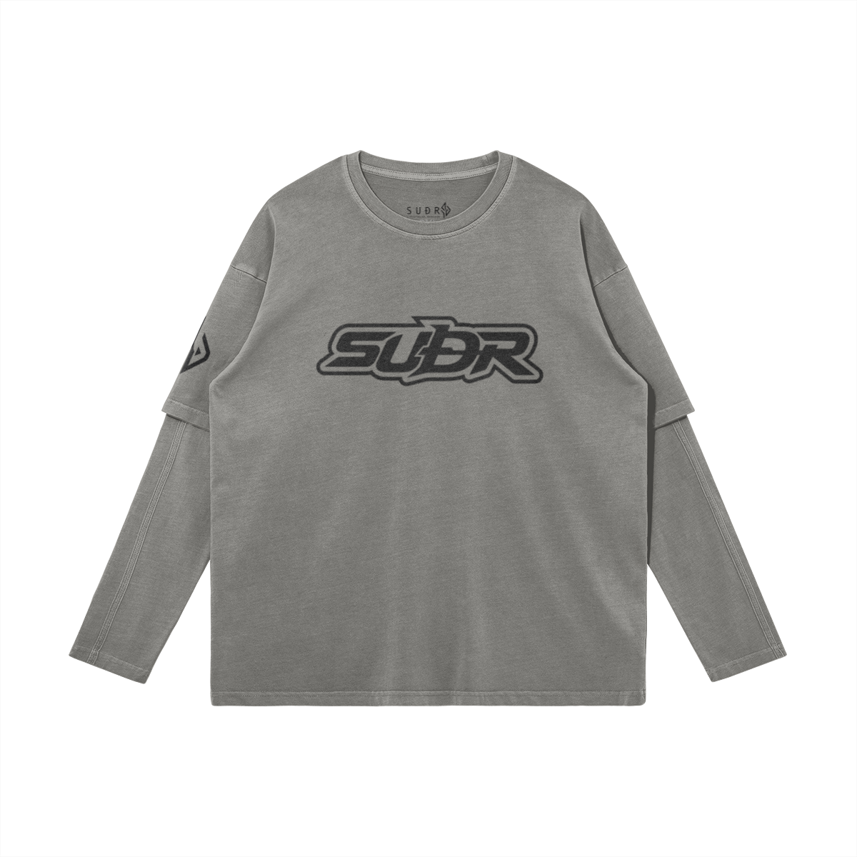 SUÐR Never Fear Layered Longsleeve – Layered Longsleeve in Hellgrau, Vorderansicht