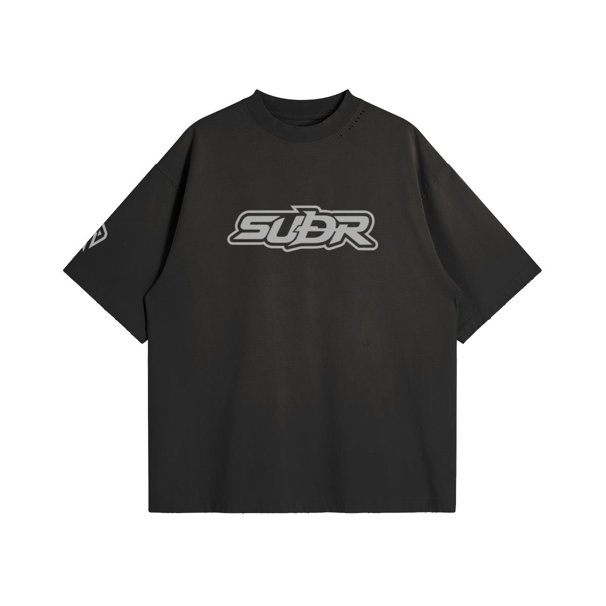 SUÐR MONO 07 – Oversized Tee mit MONO-Rückenmotiv