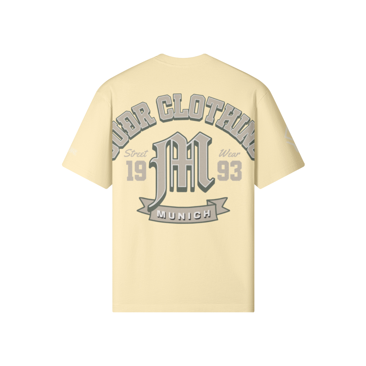 SUÐR M Shirt – Shirt in Apricot, Rückseite mit SUÐR CLOTHING im Bogen, das M in Blackletter, dazu „Street Wear", „19 93" und das MUNICH-Banner