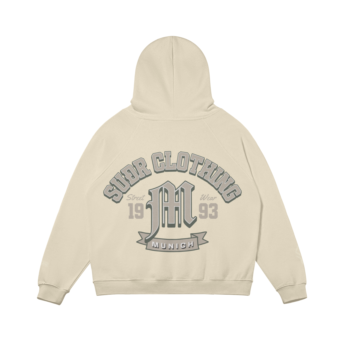 SUÐR M Hoodie – Hoodie in Rice Apricot, Rückseite mit SUÐR CLOTHING im Bogen, das M in Blackletter, dazu „Street Wear", „19 93" und das MUNICH-Banner, liegend