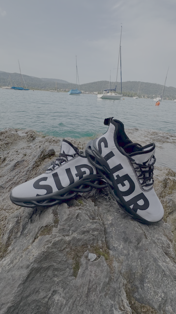 SUÐR Sneaker Herren – Grau